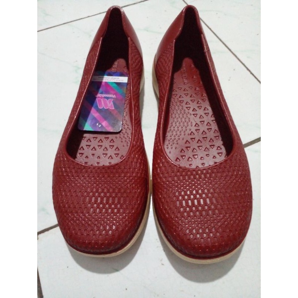 9098 / SEPATU KARET MODEL BARU YUMAIDA SIZE 37 - 40