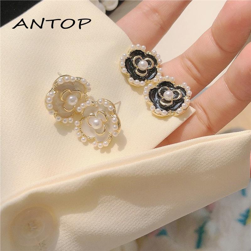 Anting Tusuk Bentuk Bunga Camellia Gaya Vintage