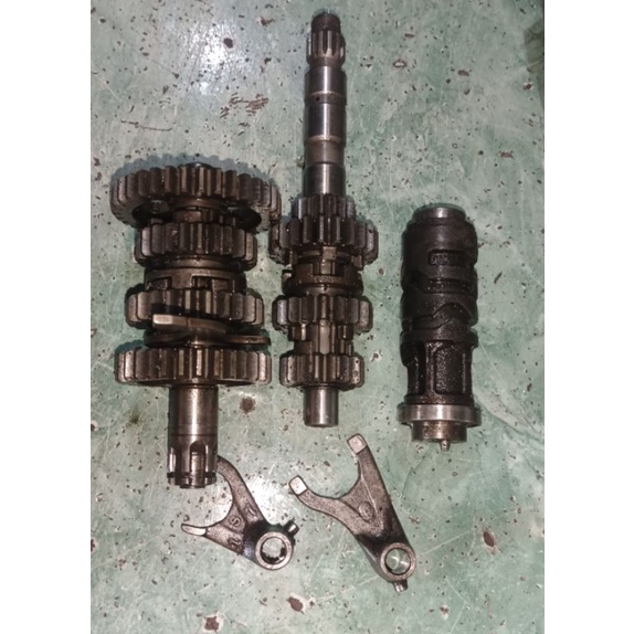 gigi rasio tranmisi tranmisi gerbok Yamaha Jupiter MX old  kopling ORI copotan motor