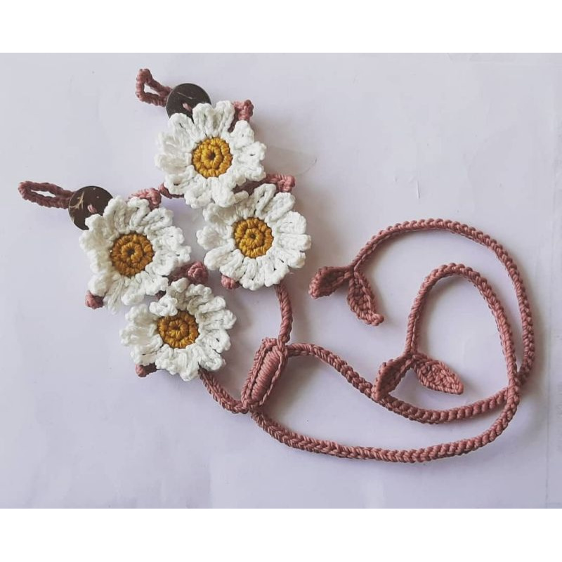 Konektor Masker + Strap Rajut Daisy Flower