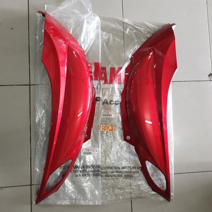 cover body FINO 125 BLUECORE KANAN MERAH (BJ8) ASLI YAMAHA