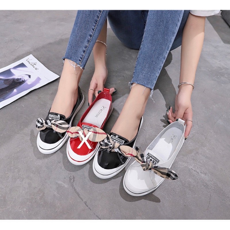 Sepatu flat 885A