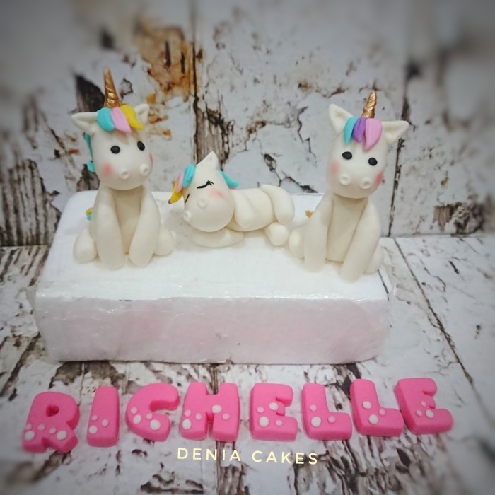 

Figurine Fondant - Unicorn