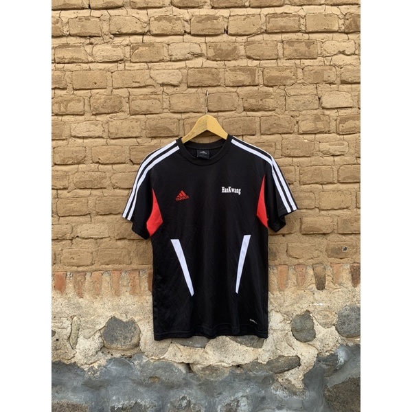 baju kaos olahraga adidas hitam size S-M second bekas preloved thrift murah lengan pendek shirt
