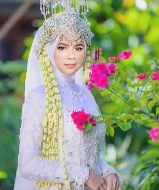 Edit Foto Prewedding/pernikahan