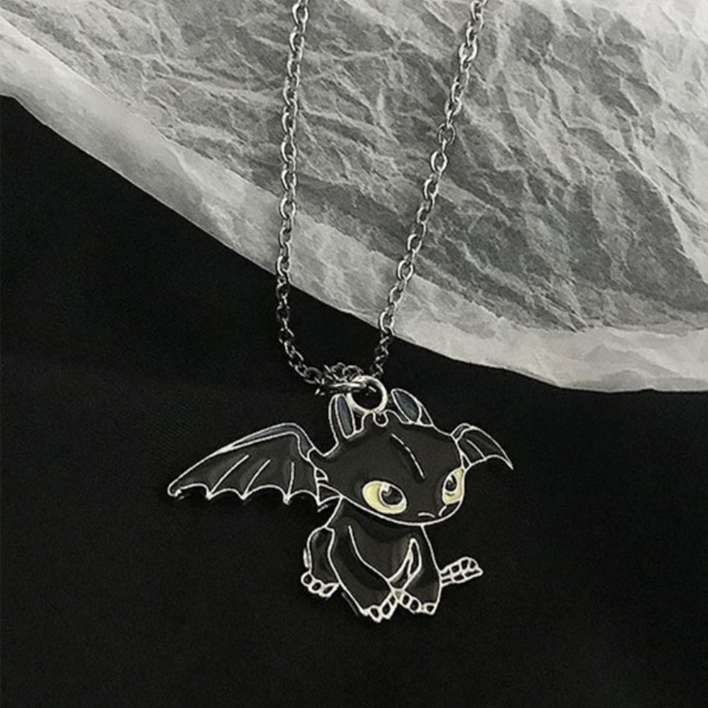 【COD Tangding】Cartoon Black and White Night Fury Double Dragon Necklace and Instagram Personality Couple Pendant