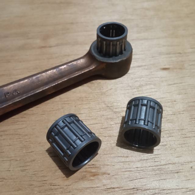 Bearing roces pen piston Vespa excel200cc spartan200cc