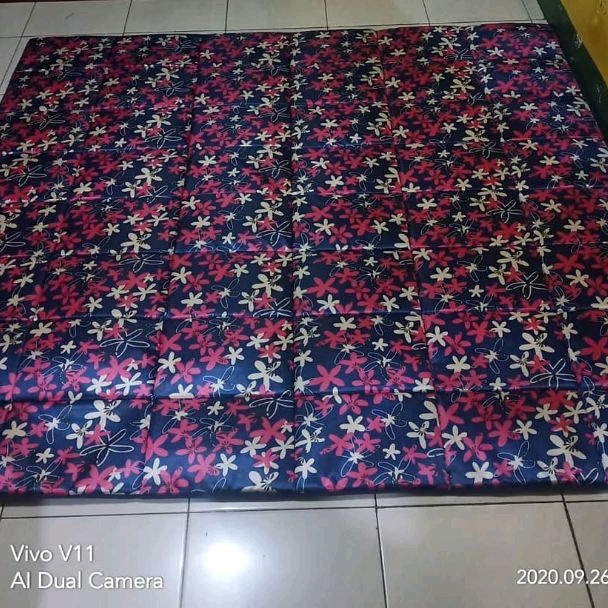 Karpet busa lipat antiair jumbo motif Bunga