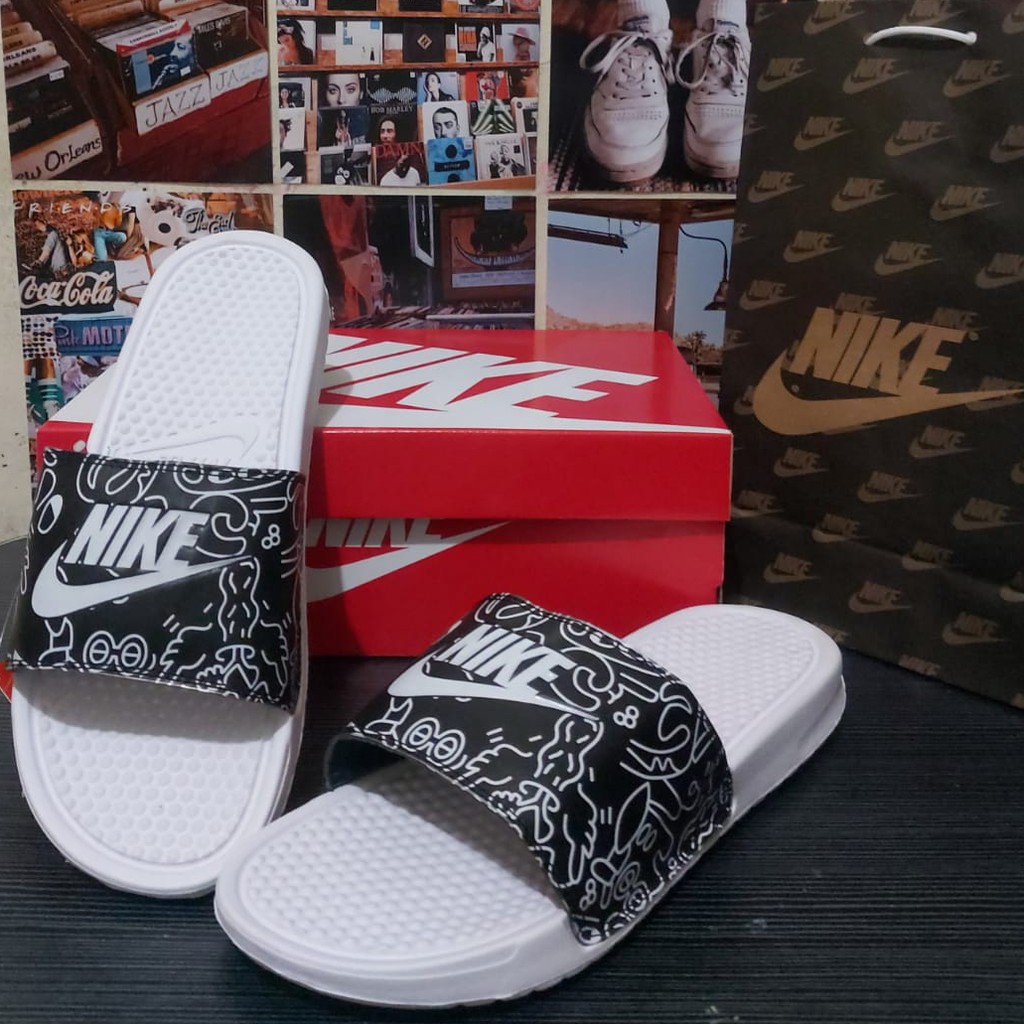 SANDAL SLOP NIKE BENASSI SELOP PUTIH POLOS DOODLE PRIA WANITA TERMURAH SLIDE SENDAL MURAH FLIP FLOP