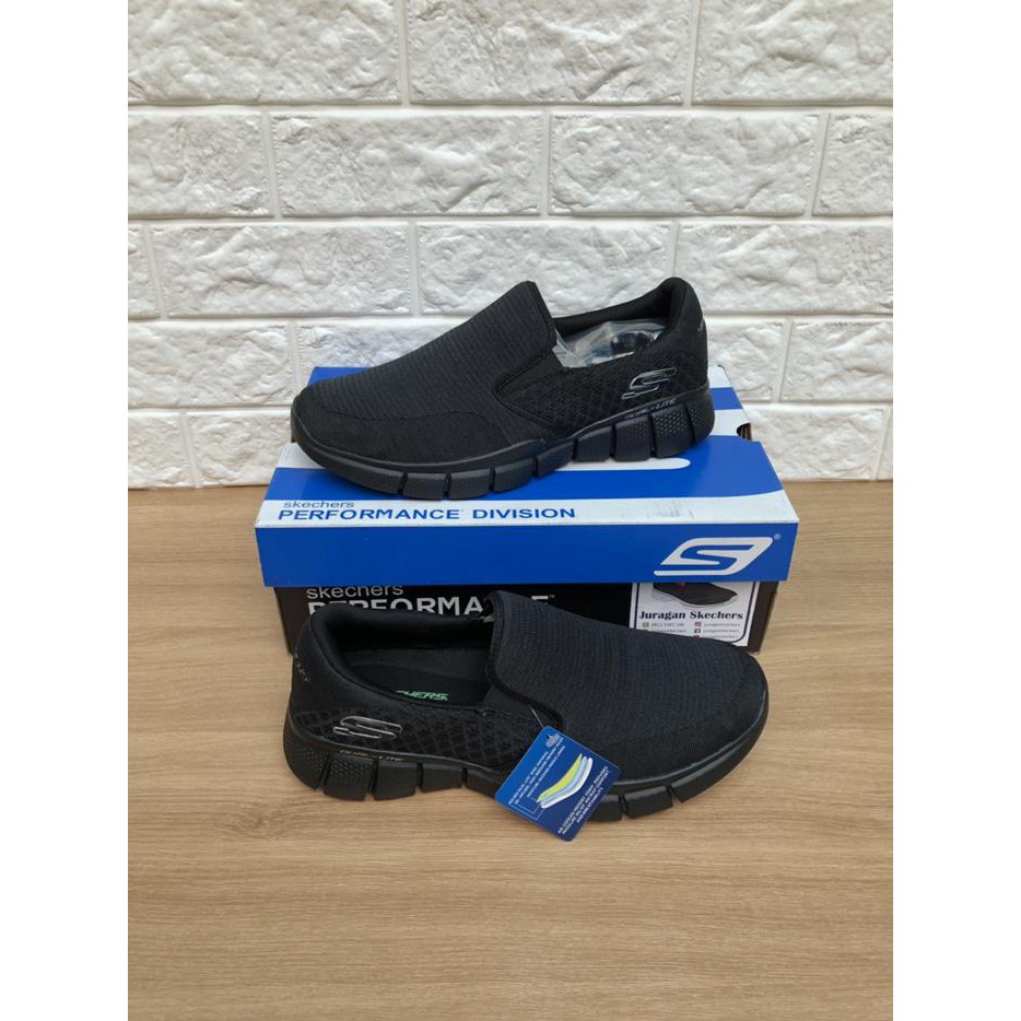 SEPATU SKECHERS EQUALIZER 1 MAN COD