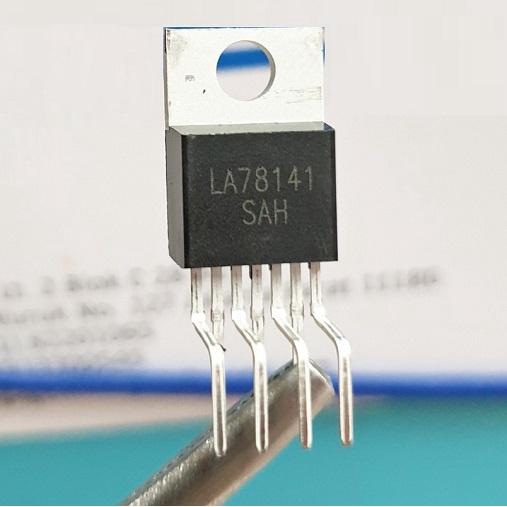 IC Vertical TV LA 78141 LA78141 LA-78141 Vertikal Televisi TV Bisa Pakai