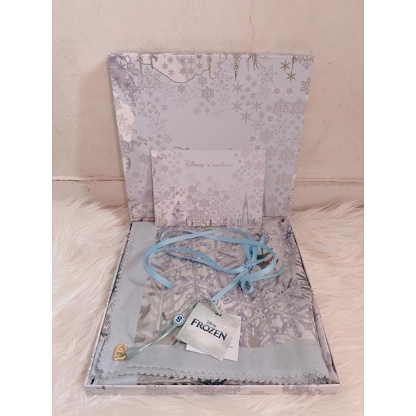 disney frozen ice water buttonscarves