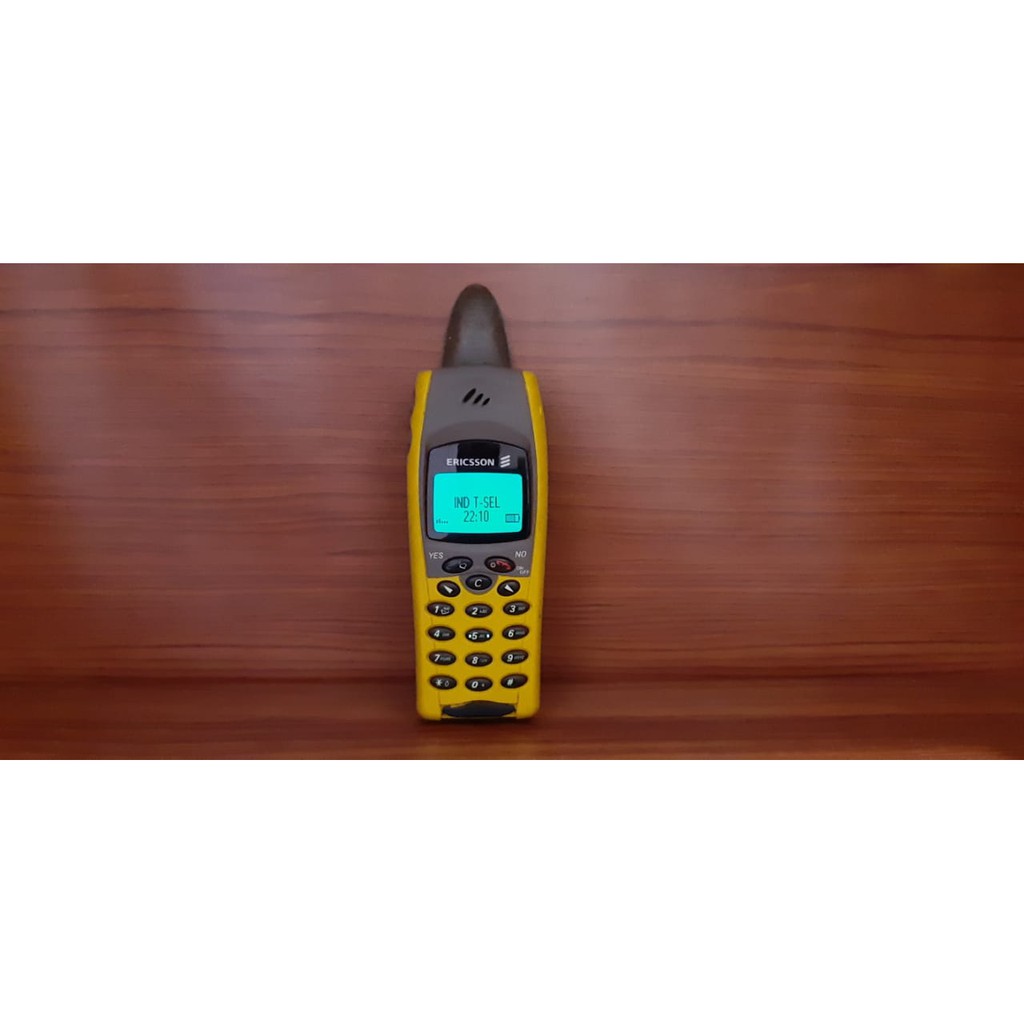 HP Handphone Ericsson R310s R310 Sirip Hiu Sinyal Mantap Outdoor not R250s or R380 or R190