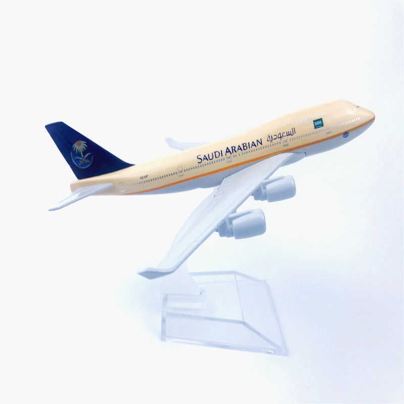 Saudi Arabian Mainan Pesawat Terbang Boeing 747 Model B747 Bahan Alloy Diecast Aeroflot Dengan Stand Display