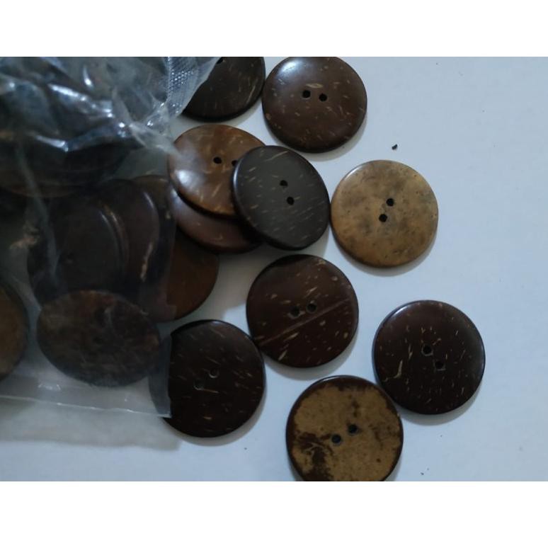 

Kancing Batok 24L ( 1,5cm ) isi 400 pcs /bungkus (KODE 97)