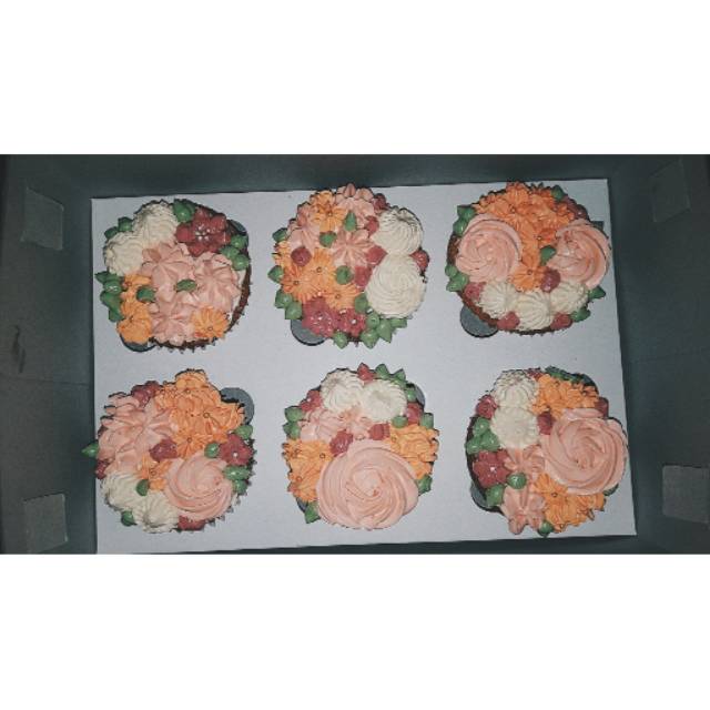 

CUPCAKES