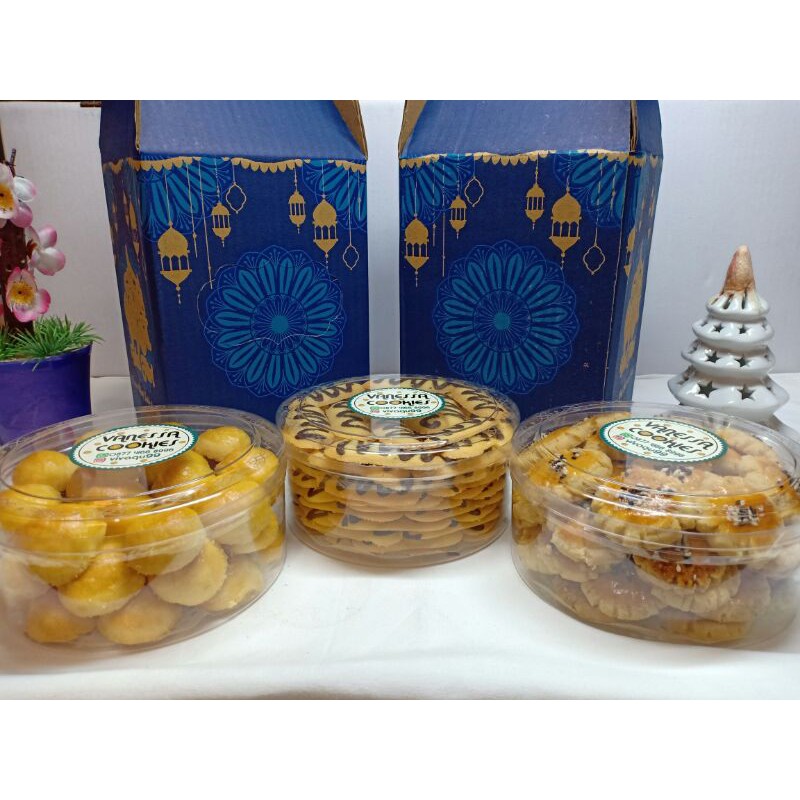 

PAKET EKONOMIS isi 3 toples ukuran 250gr+free box