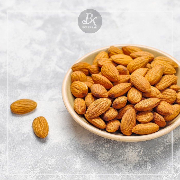 

Kacang Almond kupas ukuran 500gr