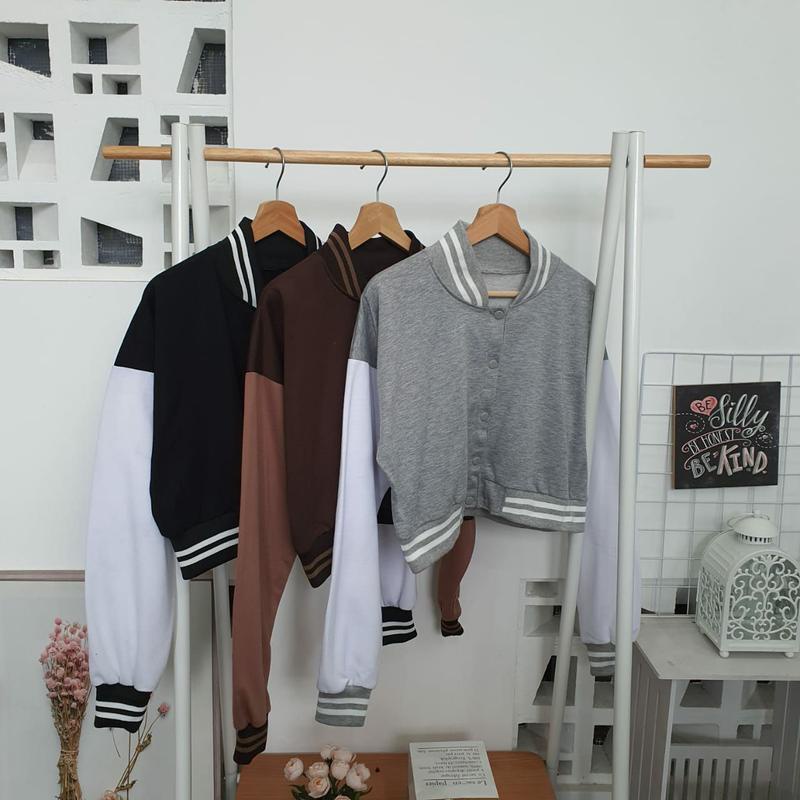 Jaket Baseball Crop Wanita - Jaket Baseball Varsity Polos