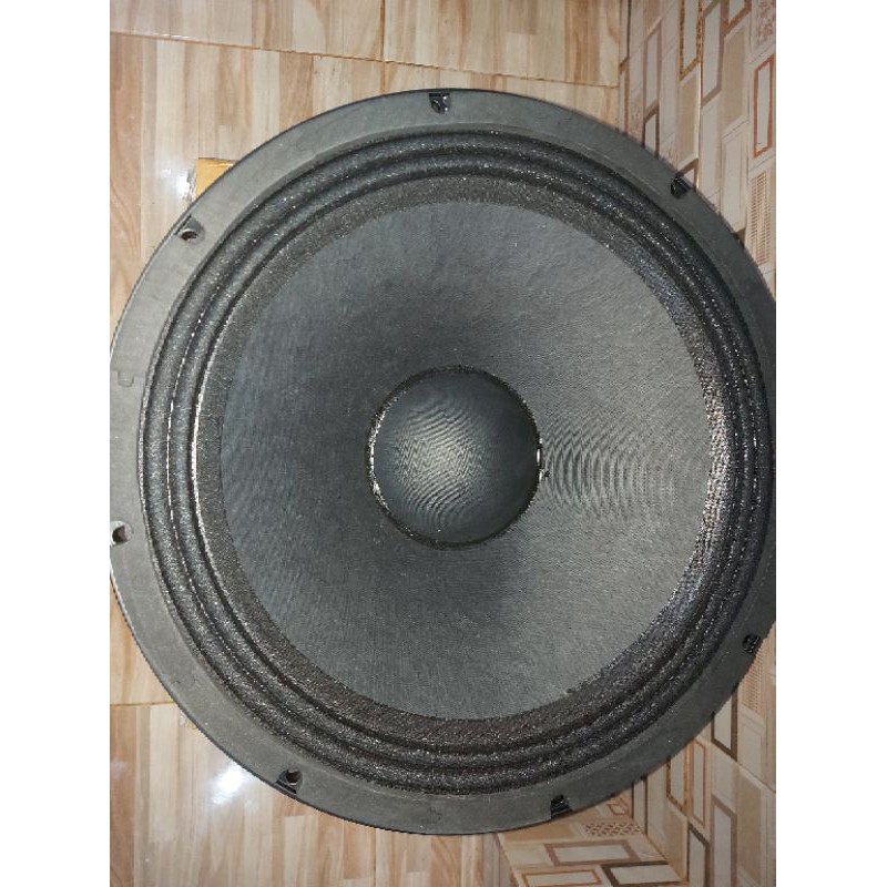 Speaker 18in SOUNDQUEEN Model 18R300 1400 WATT