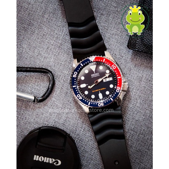 SEIKO SKX009K1 AUTOMATIC 21 JEWELS BLUE DIAL DIVERS 200M