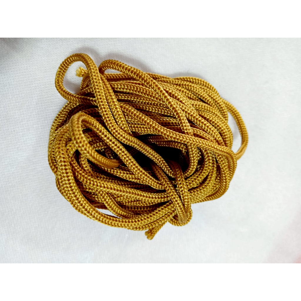 

Tali Kur / Tali Kolor Ukuran 3mm Per 1/2 meter