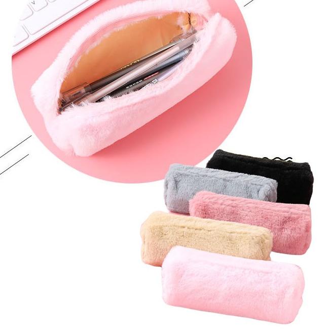 

PROMO 11.11 KODE-597 MALL - Tempat Pensil Lucu Bahan Bulu Lembut Elegant Anak & Dewasa Perempuan KP0