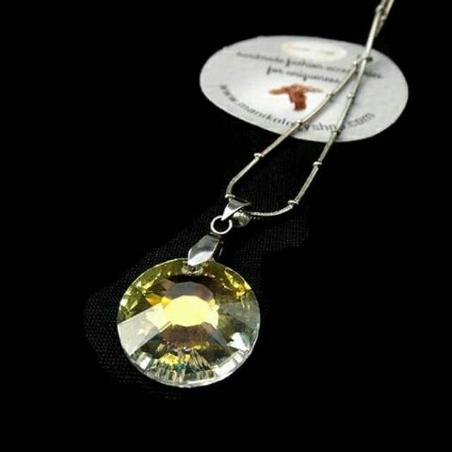 Kado Perhiasan Mewah Kalung Liontin Kristal Swarovski Original 100%  Rantai Tidak Pudar Warnanya