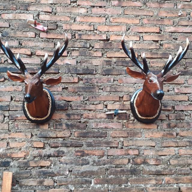Patung Kepala rusa kayu asli