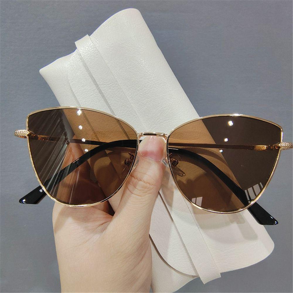 CHOOKYY Kacamata Hitam Vintage Kecil UV400 Populer Trending Ladies Shades