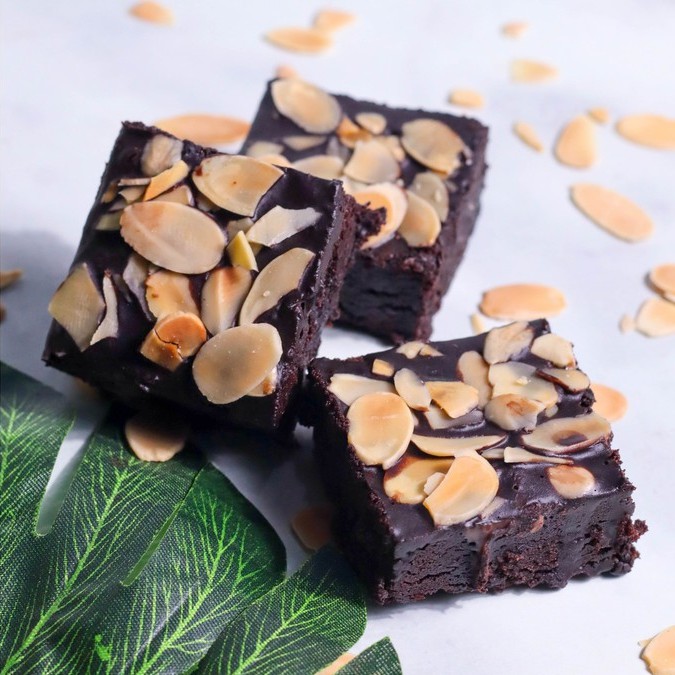 

Almond Brownie