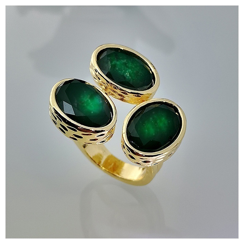 Cincin Wanita Ukuran 5-12 Gaya Retro Aksen Emerald Untuk Pernikahan Dan Pertunangan