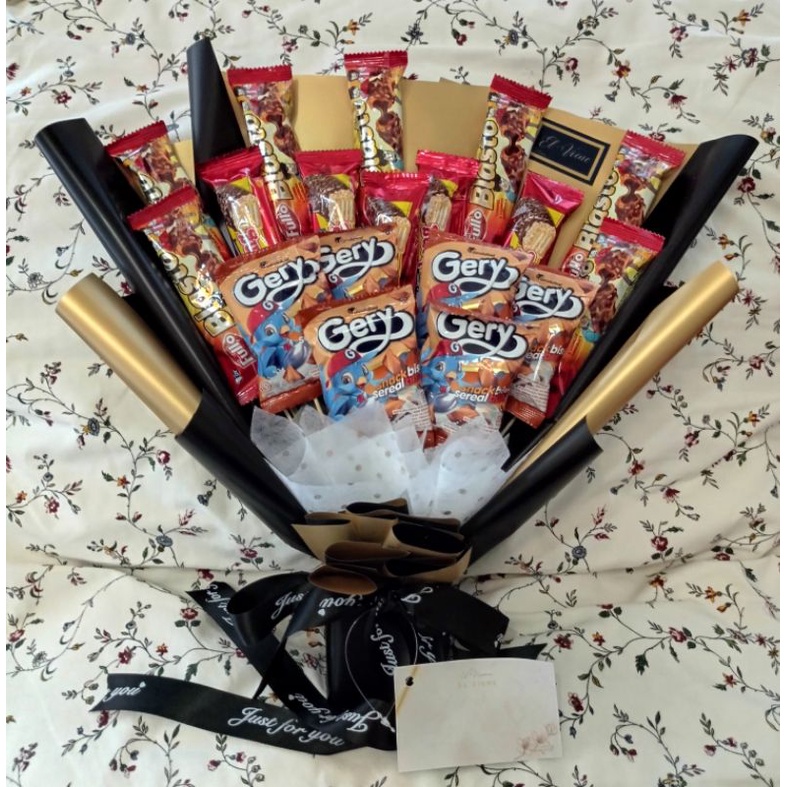 

Buket Snack Random cokelat (medium size)