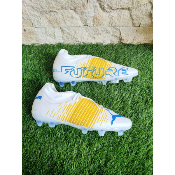 TERBARUU Sepatu Puma Future Putih Kuning