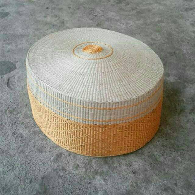 SONGKOK RECCA SONGKOK PAMIRING TOPI BUGIS WARNA CREAM EMAS