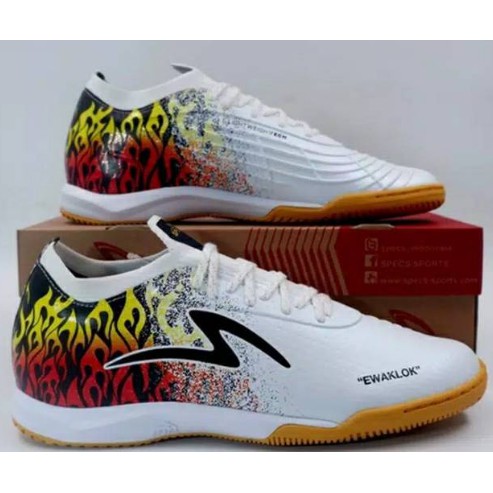 sepatu futsal SPECS ACCELERATOR LIGHTSPEED II IN KLOK SE-WHITE/GOLD 400917
