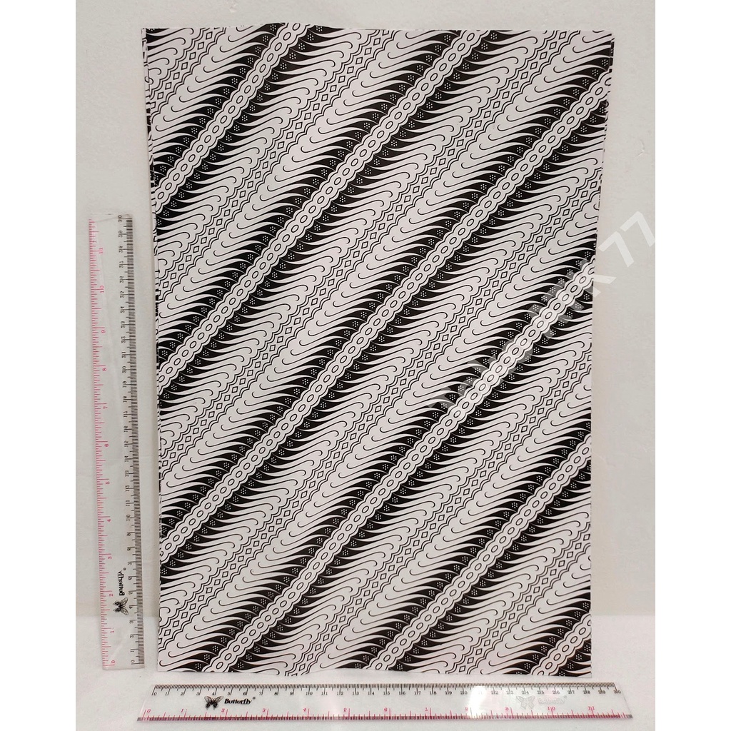

Sampul Buku Tulis uk Biasa Pendek & Boxy Motif Batik 7lembar READY STOCK