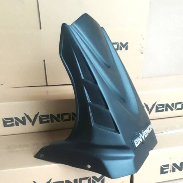 Hugger spakbor kolong yamaha MT15 envenom