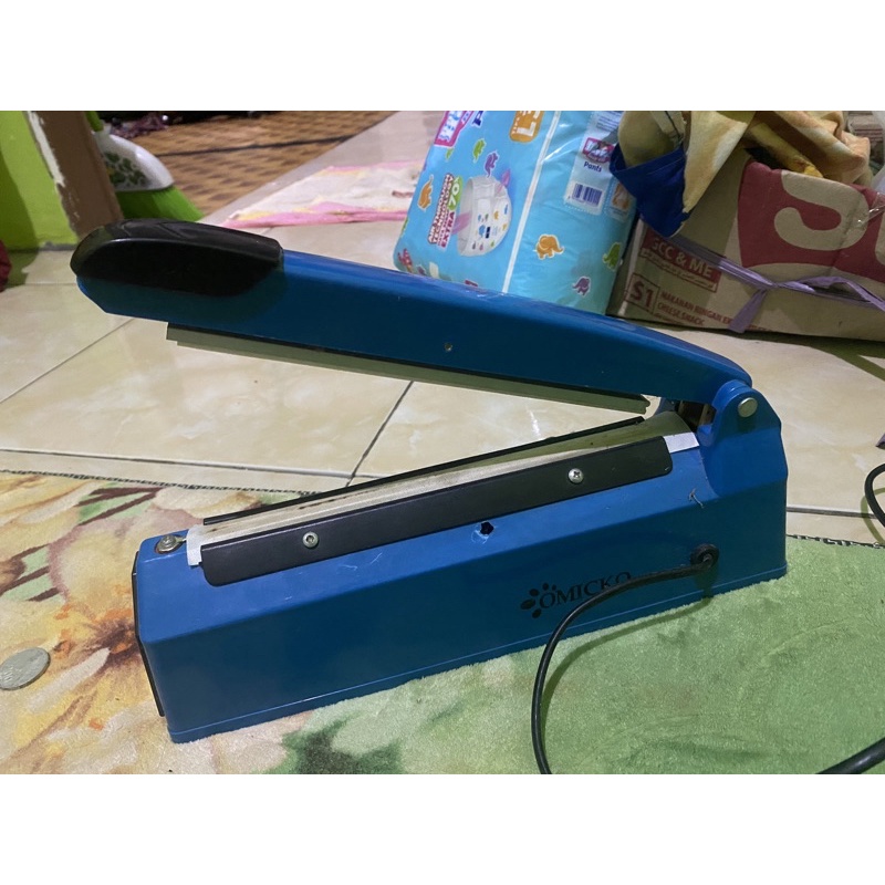 mesin perekat plastik