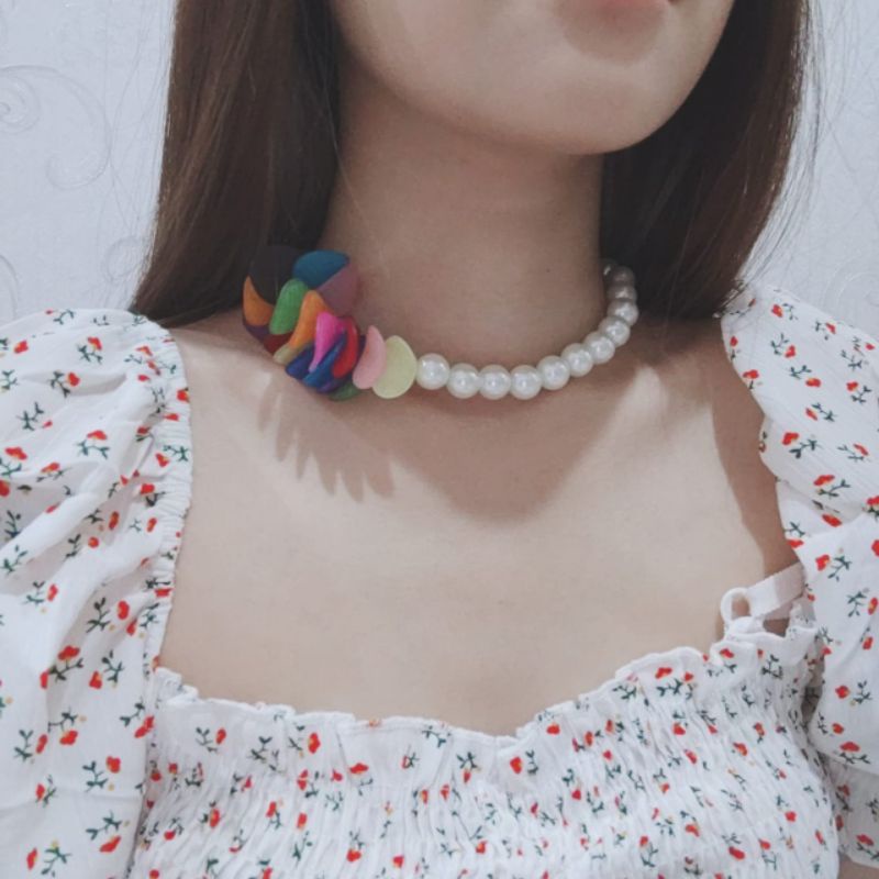 Floella Flower Pearl Choker Necklace Colorful Chic Warna Warni Kalung Mutiara Kelopak Bunga Samping