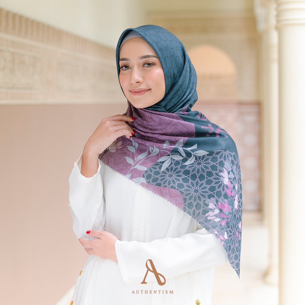 HIJAB SEGI EMPAT AUTHENTISM VOAL ULTRAFINE PREMIUM  