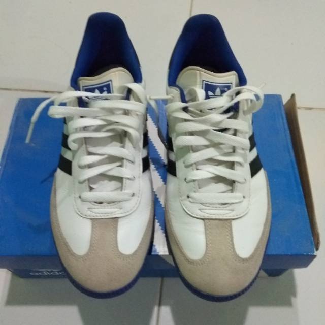 adidas samba blue sole