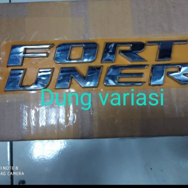 Emblem belakang tulisan FORTUNER chrome