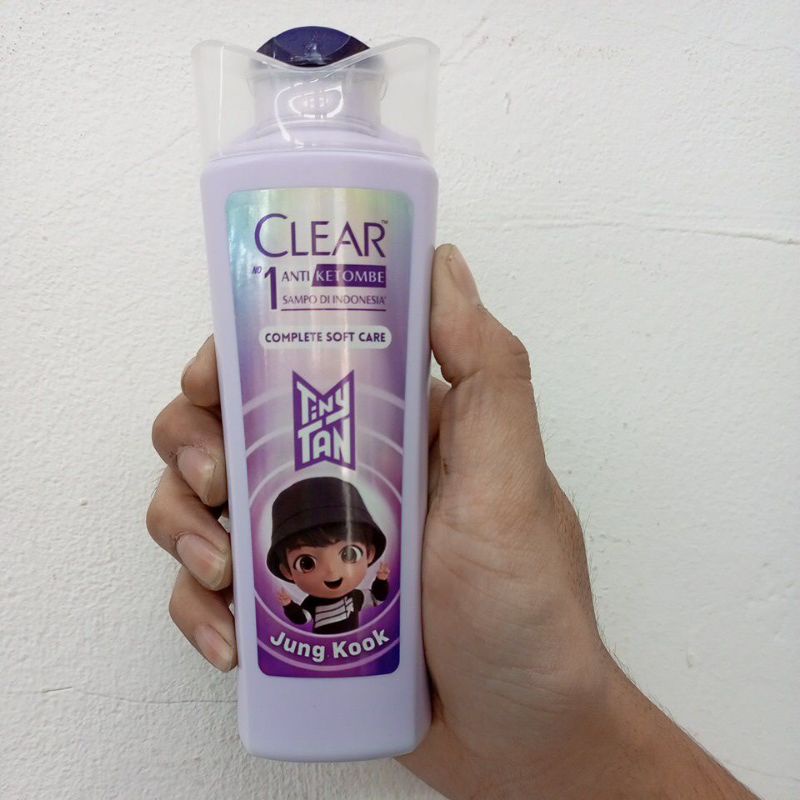 Clear Shampo Anti Ketombe Spesial Edition TinyTan BTS  160ml