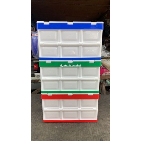 Club Folding Box 700 Cover &amp; Lock / Container Box Serbaguna