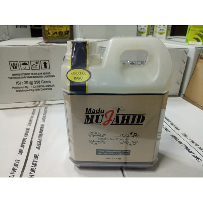 

Madu Mujahid Hutan Plus Propolis 1kg (Kemasan Baru) - MMD835