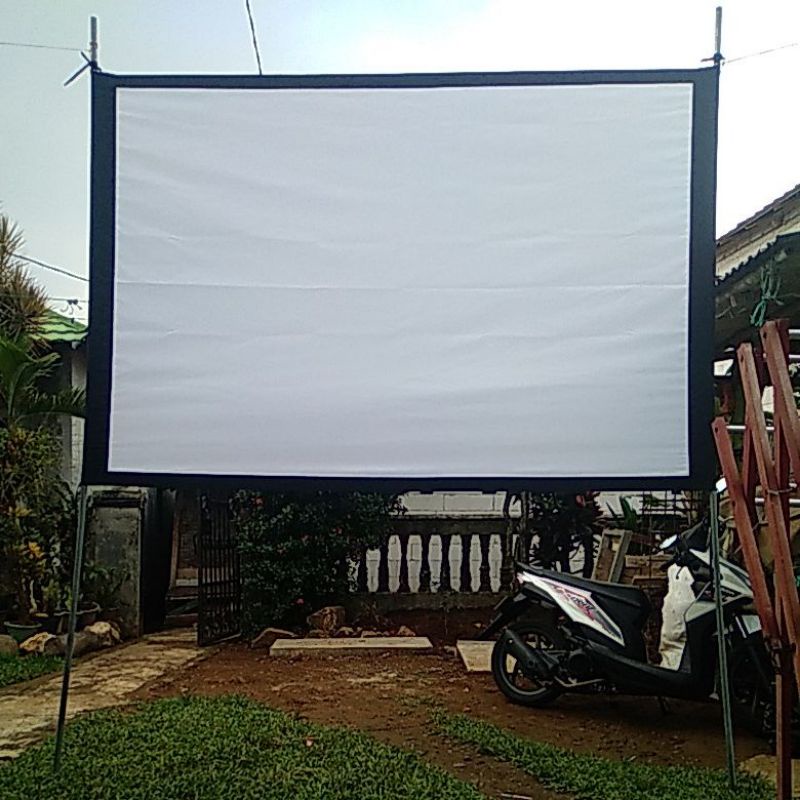 layar proyektor size 150cm x 200cm tanpa sambungan