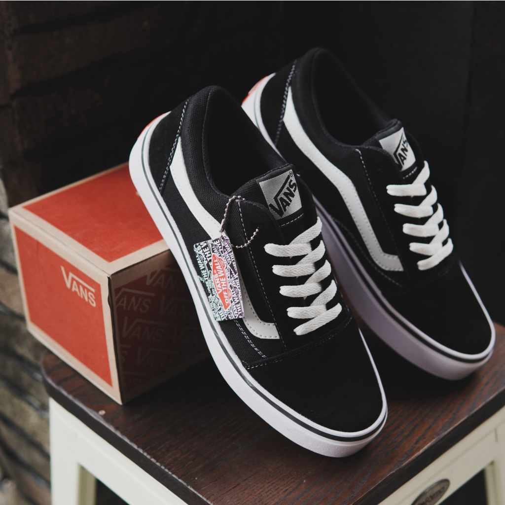 SEPATU PREMIUM- SEPATU OLDSKOOL BLACK WHITE - SNEAKERS V4NS OLD SKOOL PREMIUM MURAH BERKUALITAS !!