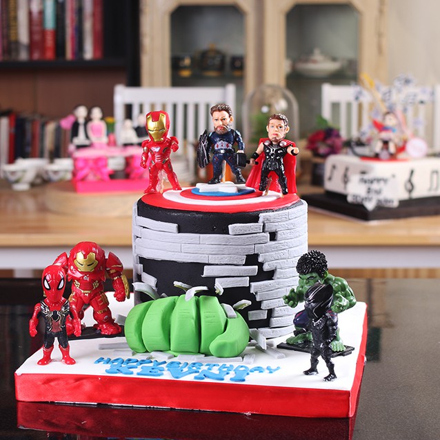 

Cake model Avengers / Diameter 16 cm / MOHON BACA KETERANGAN