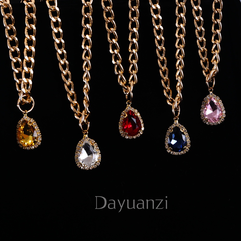 Kalung Leher Anjing / Kucing / Kelinci Peliharaan Adjustable Bahan Metal Hias Kristal / Berlian Untuk Pesta